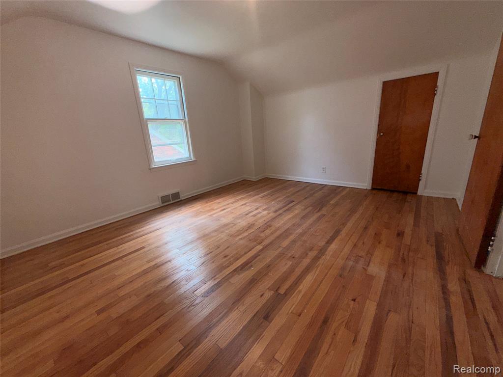 5565 Oldtown Street, Detroit, MI 48224 — Photo 17