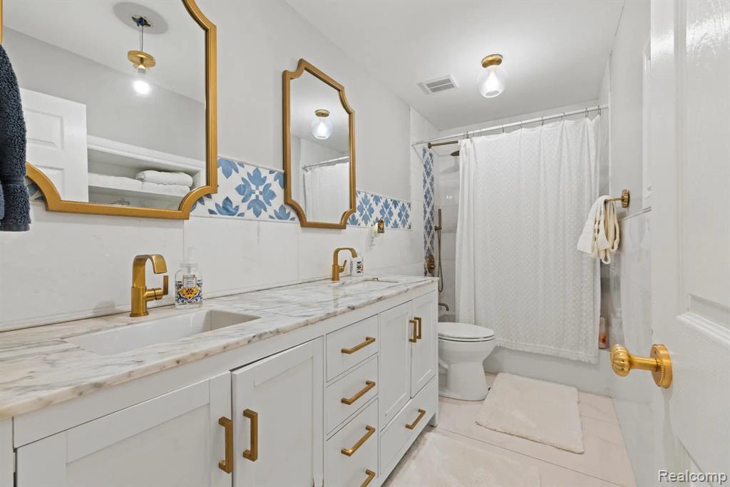 6151 Coolidge Street, Dearborn Heights, MI 48127 — Photo 43