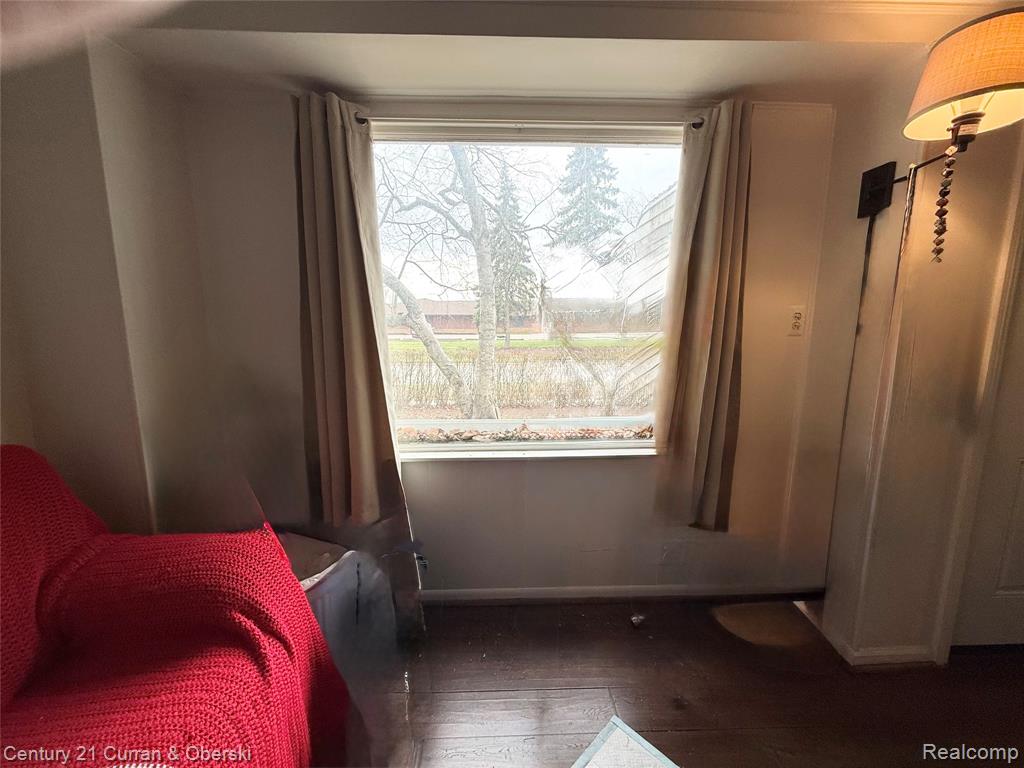 26532 Powers Avenue, Dearborn Heights, MI 48125 — Photo 8