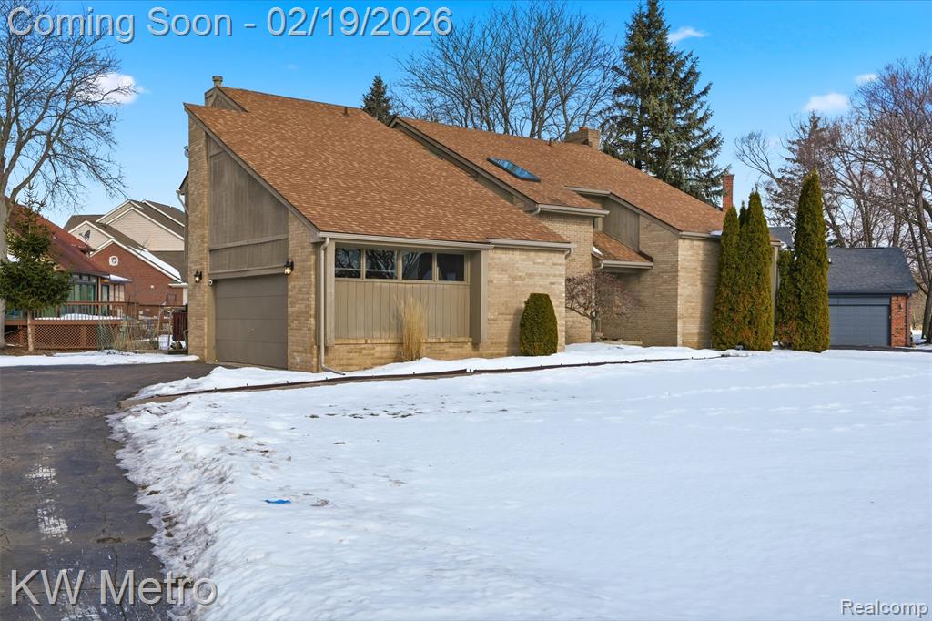 4606 Strandwyck Road, West Bloomfield, MI — Photo 2