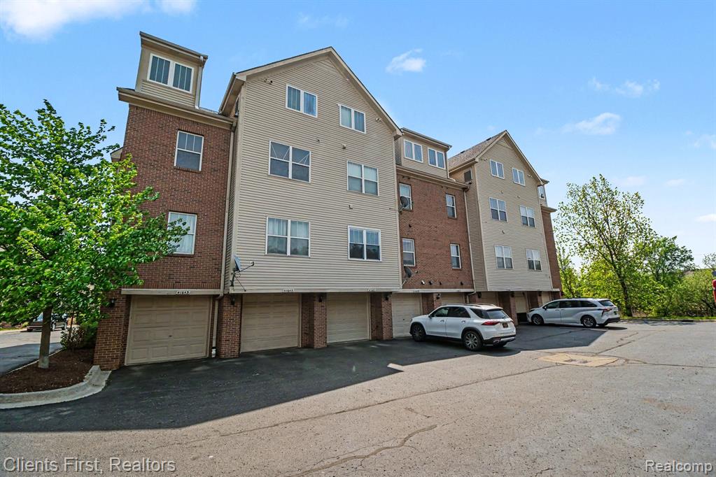 41639 Tera Lane, Novi, MI — Photo 26