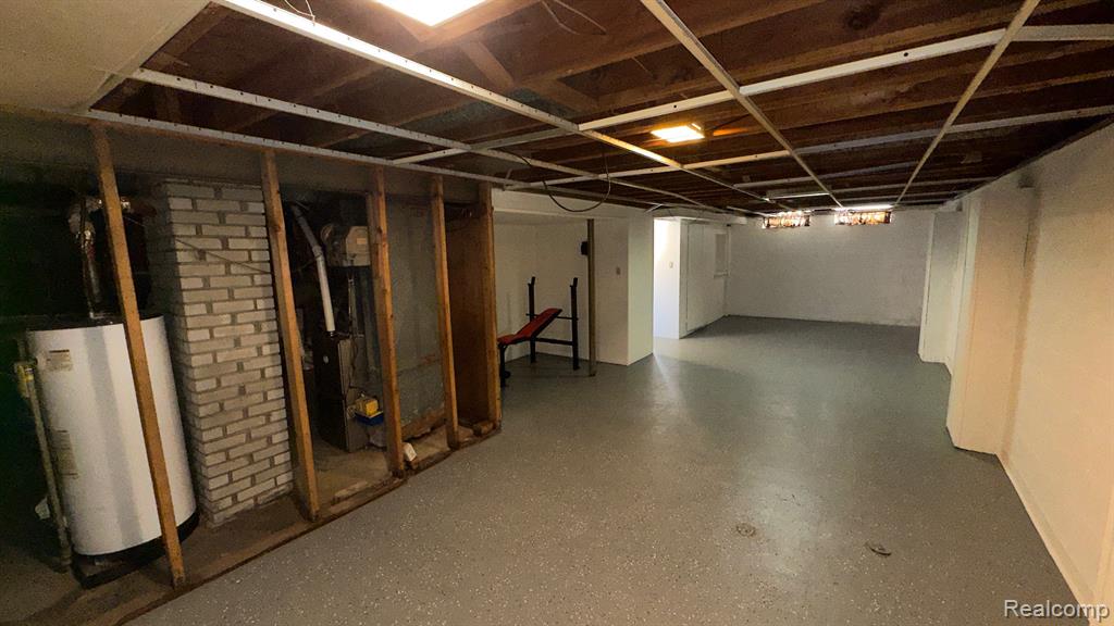 5714 Suburban Court, Flint, MI 48505 — Photo 14