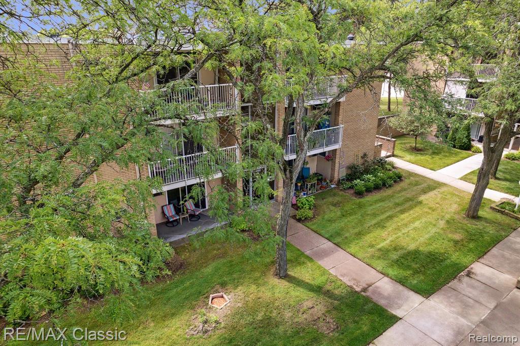 4905 CROOKS Road, A11, Royal Oak, MI 48073 — Photo 40