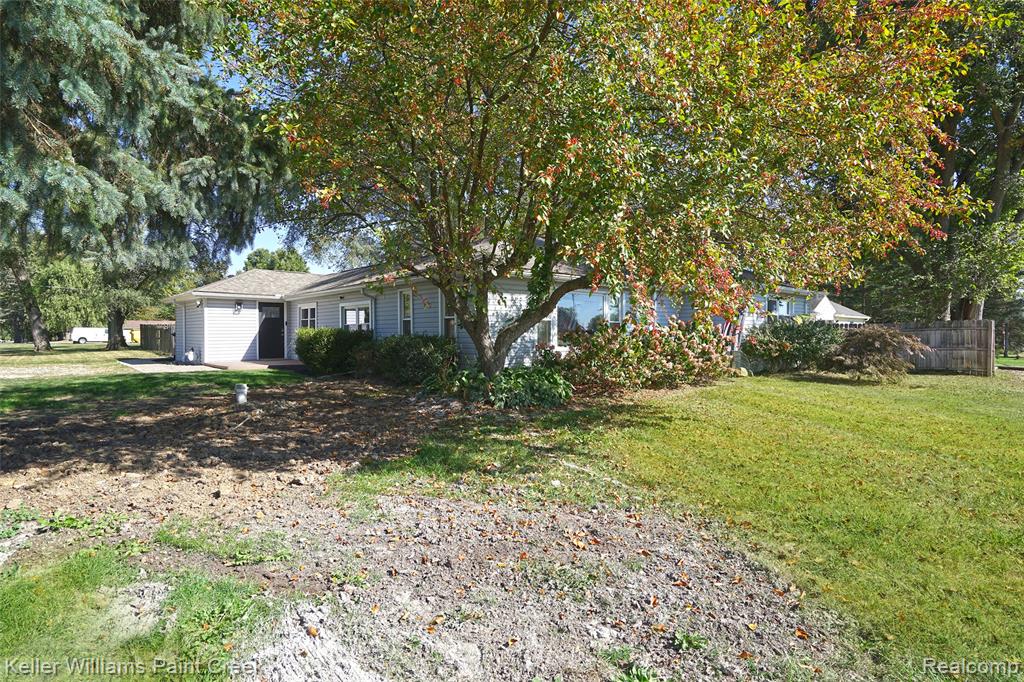 3530 Davison Road, Lapeer, MI 48446 — Photo 24