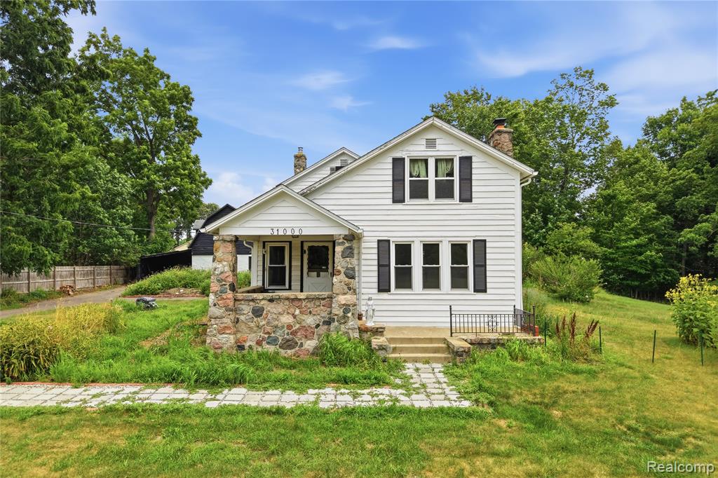 31000 Drake Road, Farmington, MI 48331