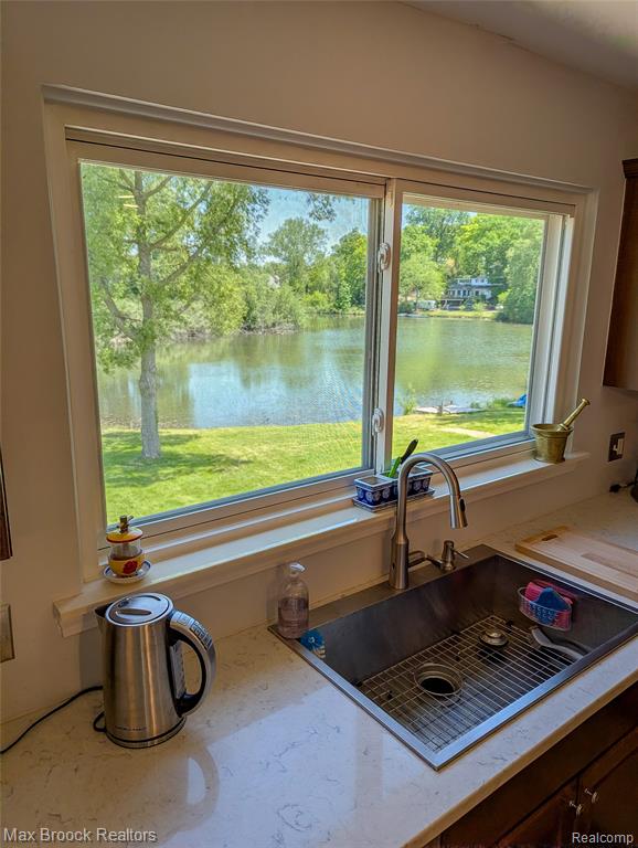 5415 White Hall Circle Circle, West Bloomfield, MI 48323 — Photo 16