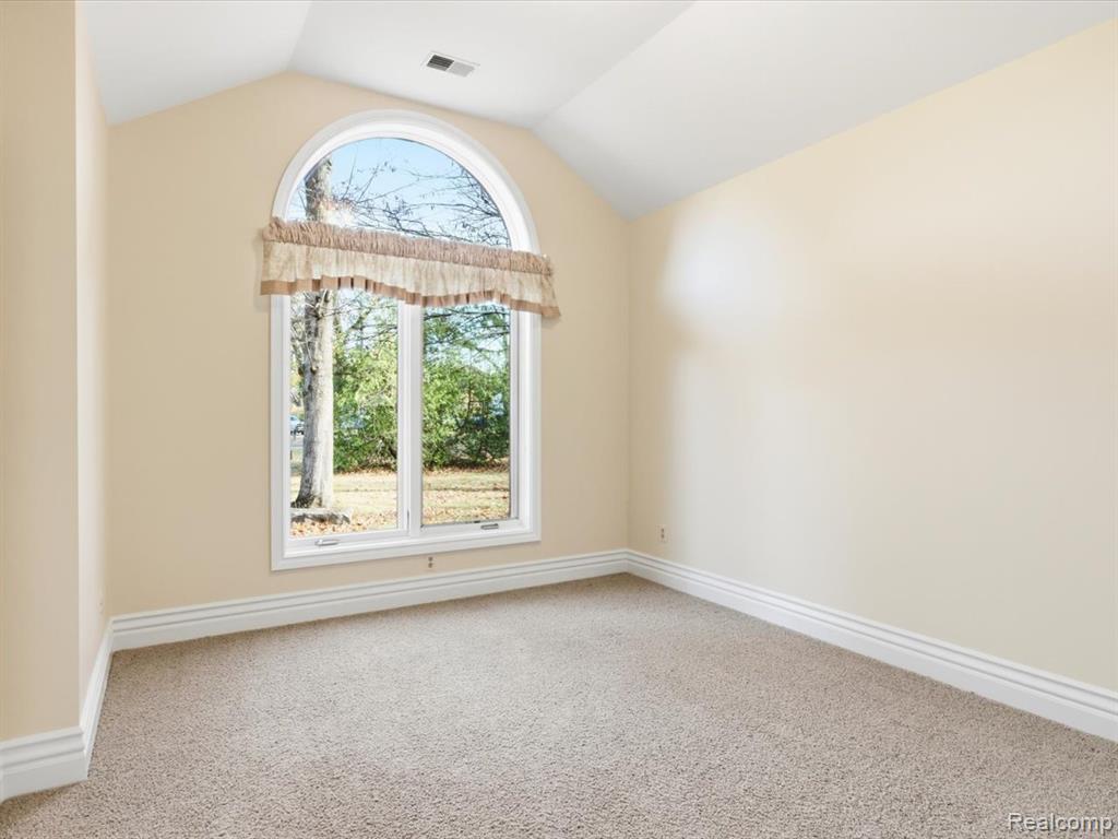 3993 N River Road, Fort Gratiot, MI 48059 — Photo 31