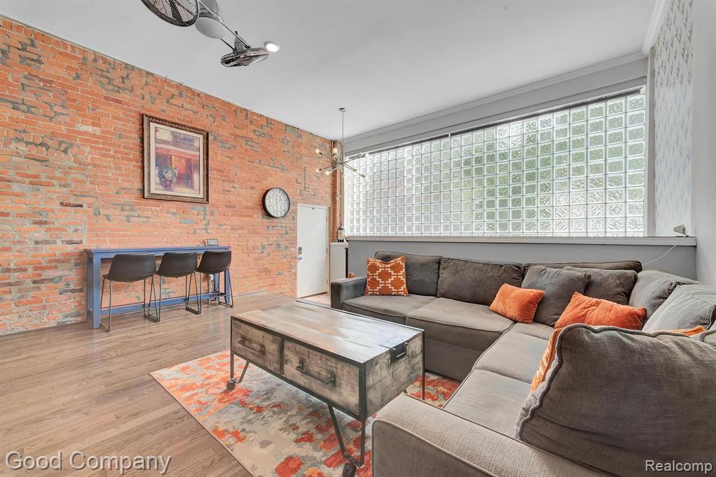 443 E MILWAUKEE Street, Detroit, MI 48202 — Photo 8