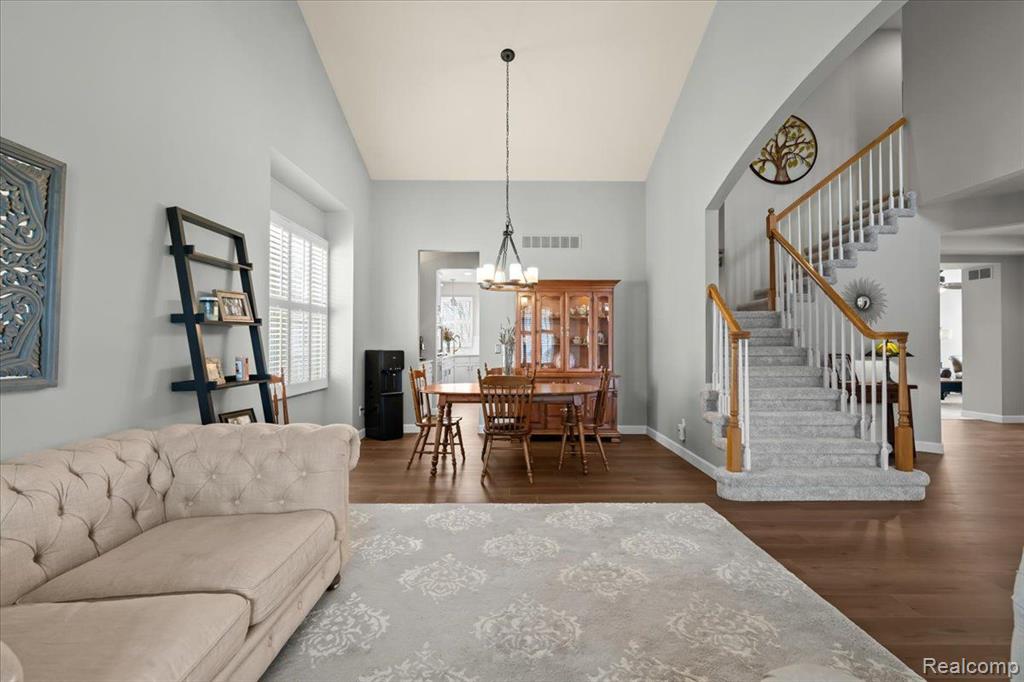 17020 CARRIAGE Way, Northville, MI 48168 — Photo 10