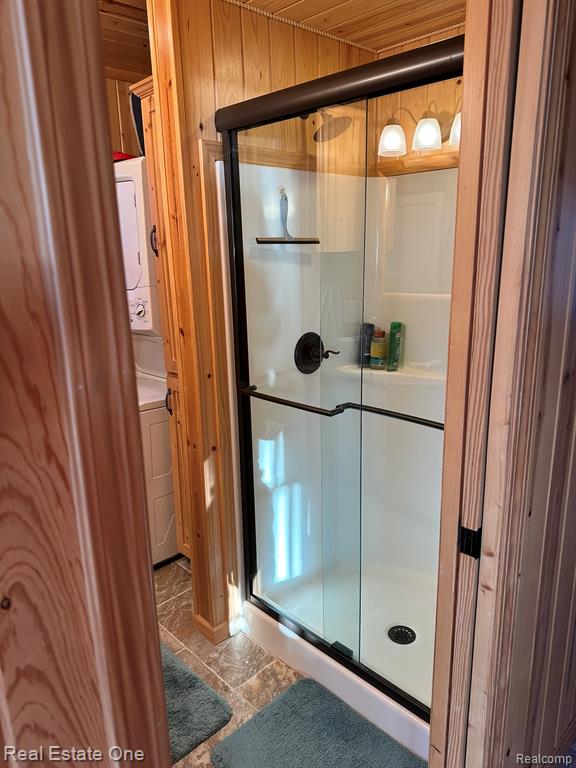 8175 E HOUGHTON LAKE, 1, Houghton Lake, MI 48629 — Photo 19