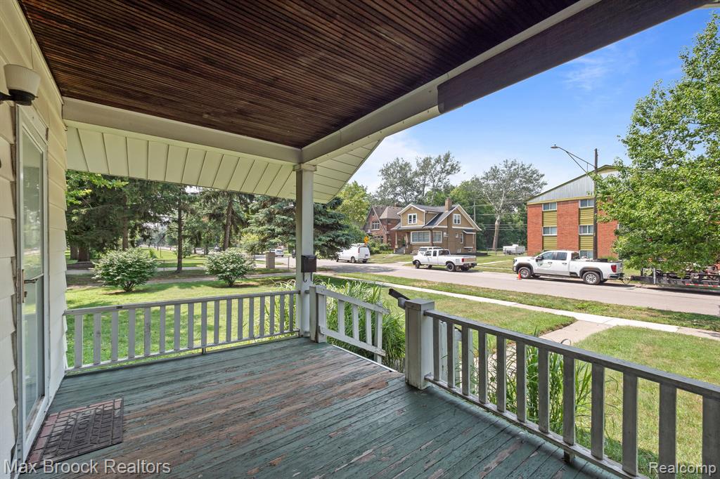 918 Saint Louis Street, Ferndale, MI 48220 — Photo 4
