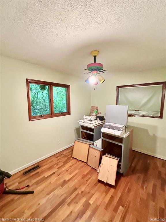 5435 Mancelona Drive, Grand Blanc, MI 48439 — Photo 7