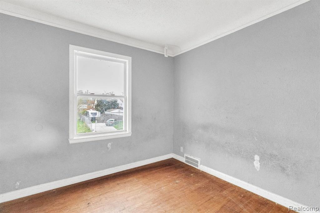 5210 BEDFORD Street, Detroit, MI 48224 — Photo 21