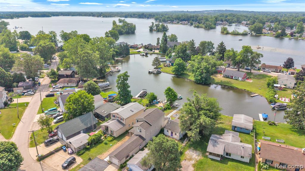 8963 Tackles Drive, White Lake, MI — Photo 50
