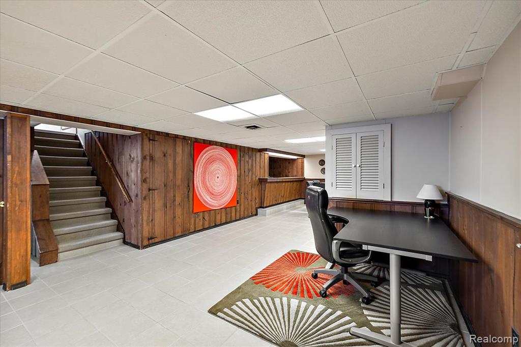 436 W Sunnybrook Drive, Royal Oak, MI 48073 — Photo 36