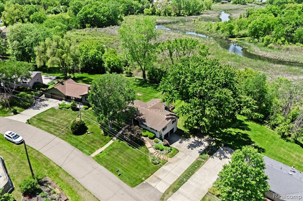 8876 Sandy Crest Drive, White Lake, MI — Photo 36