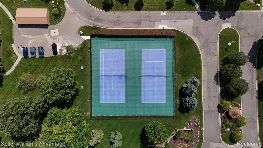 22266 Pondview, Novi, MI — Photo 21