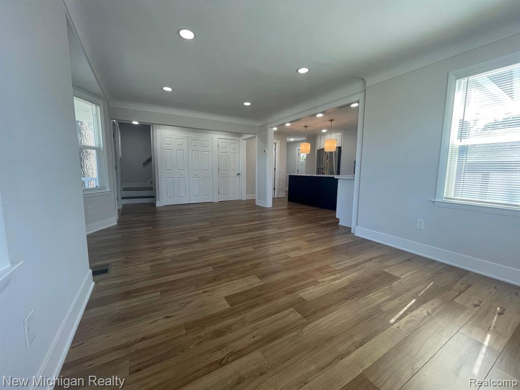 985 W Hazelhurst Street, Ferndale, MI 48220 — Photo 14