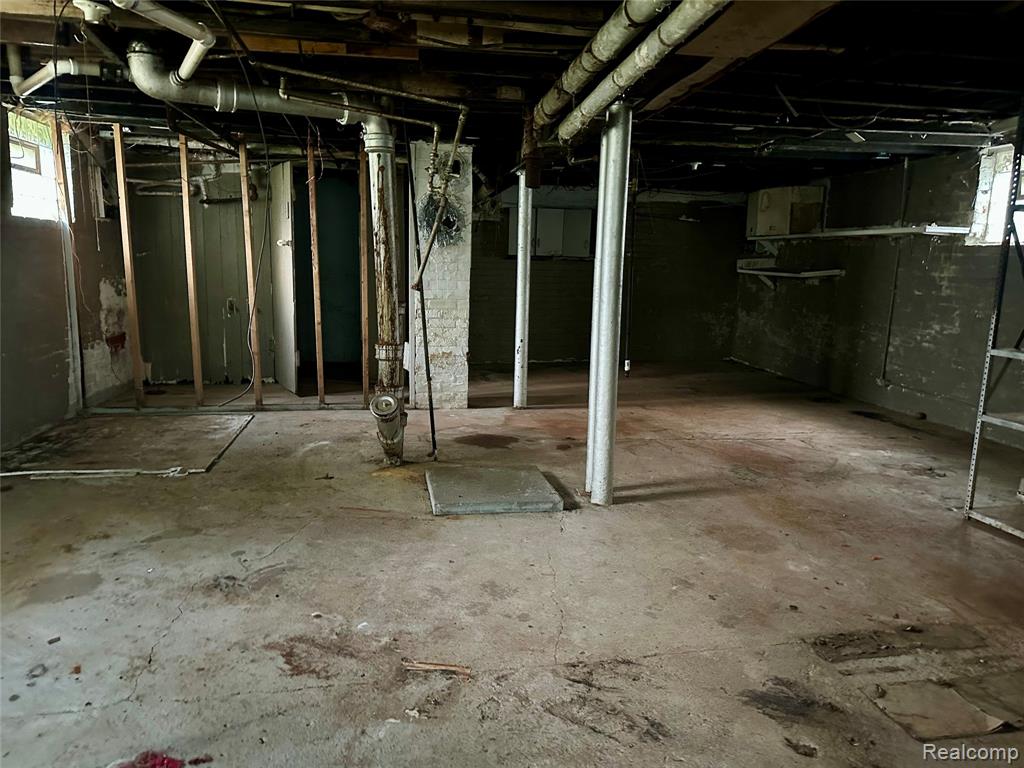 3752 Van Dyke Street, Detroit, MI 48214 — Photo 19