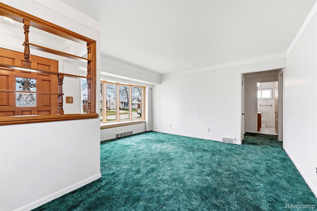15225 Poplar Street, Southgate, MI 48195 — Photo 4