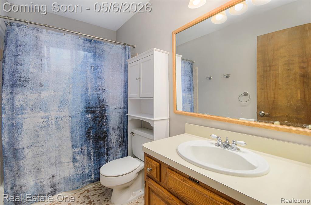 12161 Della Drive, Brighton, MI 48114 — Photo 18