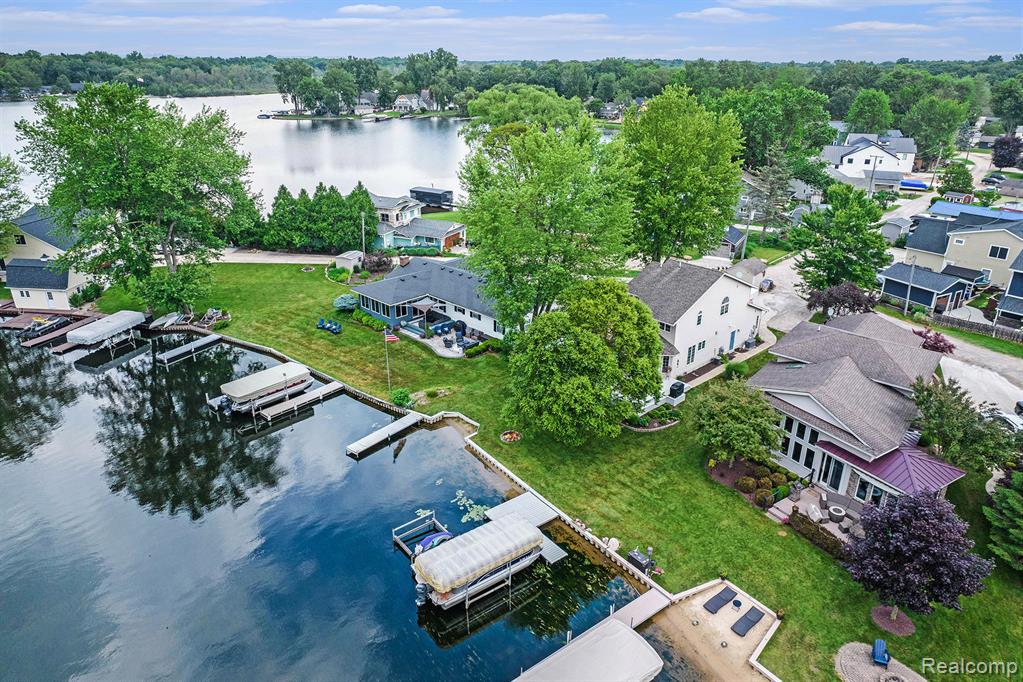 4106 Shoreview Lane, Whitmore Lake, MI 48189 — Photo 36