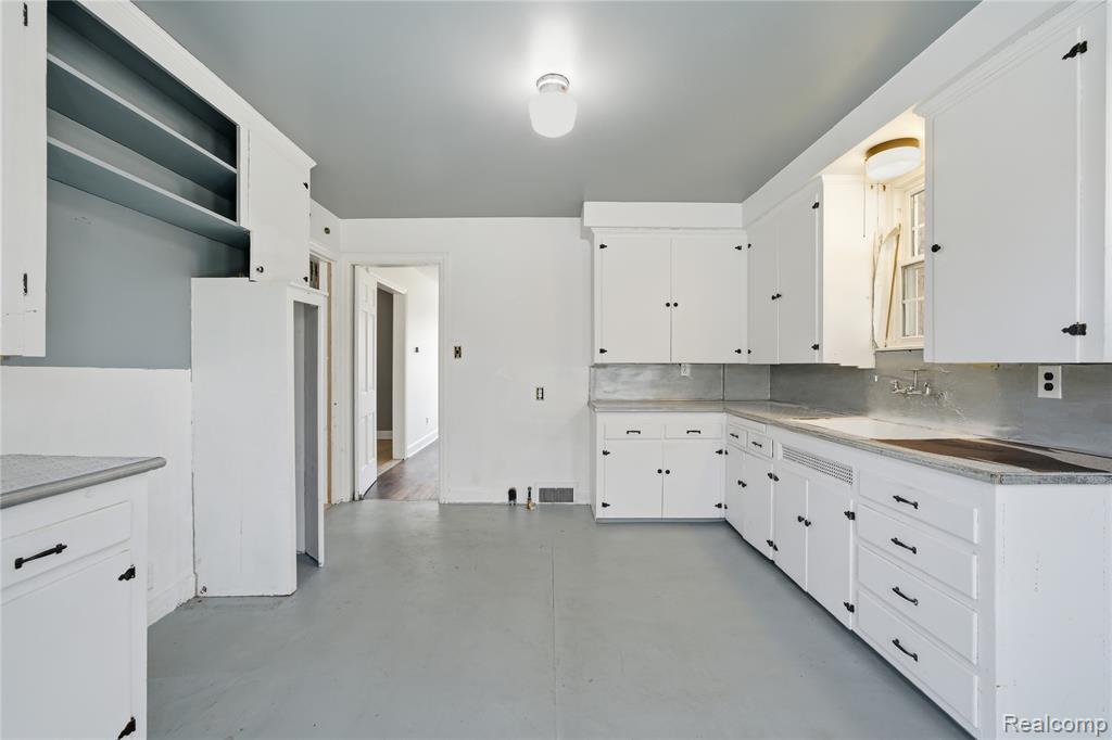 4150 Kensington Avenue, Detroit, MI 48224 — Photo 17