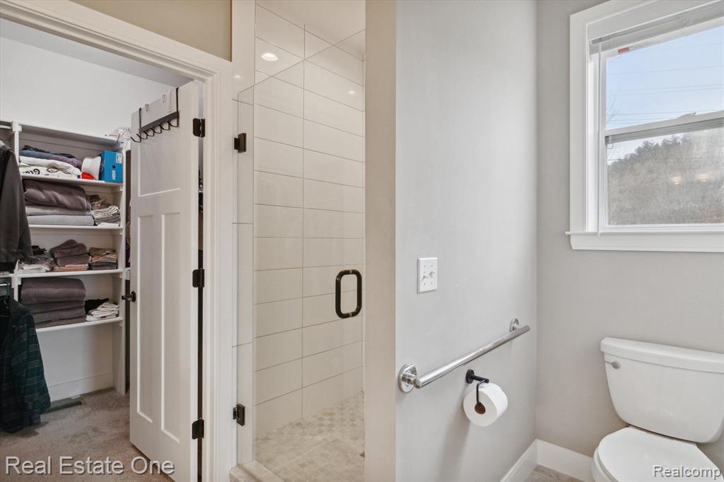 603 BRAXWOOD Place, Milford, MI 48381 — Photo 32