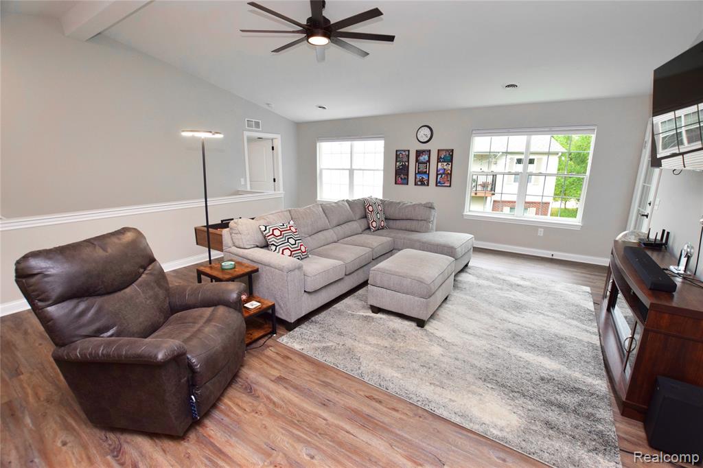 899 Watercress Lane, Fenton, MI 48430 — Photo 3