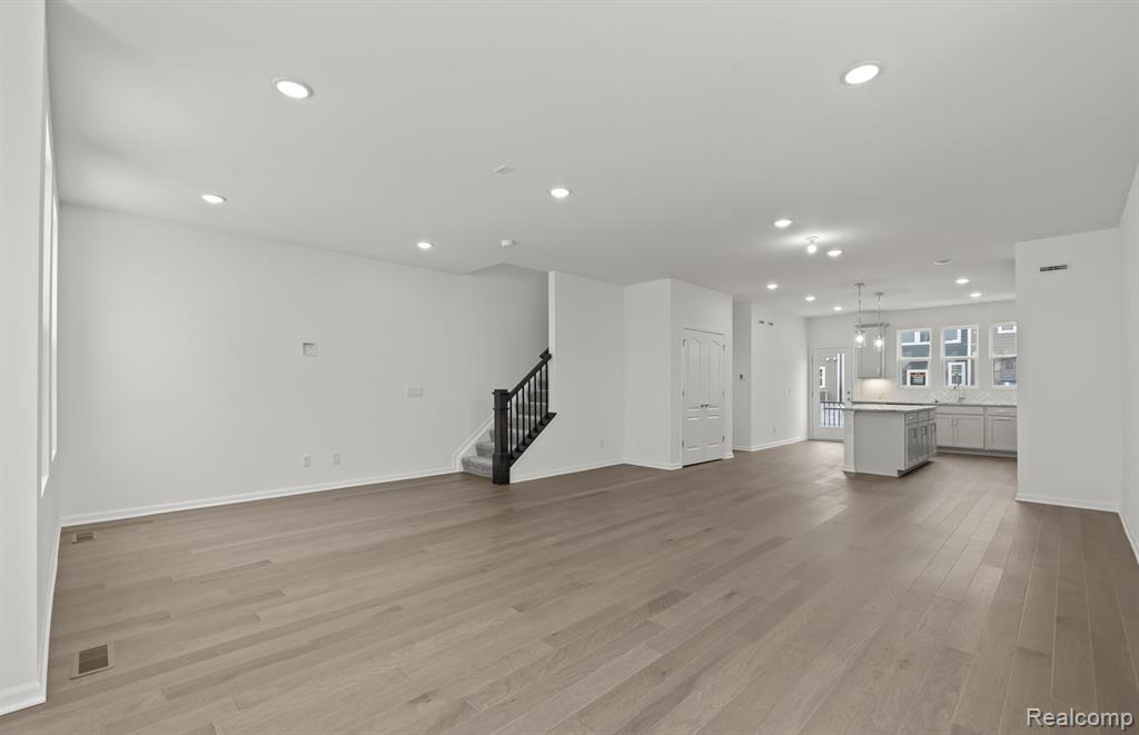 42905 Atwood Avenue, Novi, MI — Photo 14