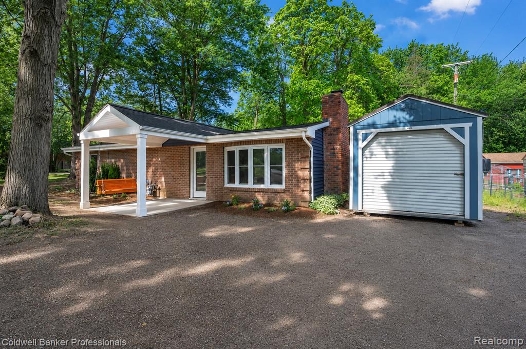 76107 Van Dyke Road, Romeo, MI 48065