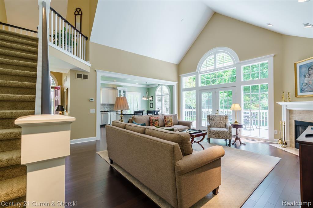 439 COVINGTON Court, Northville, MI 48168 — Photo 17