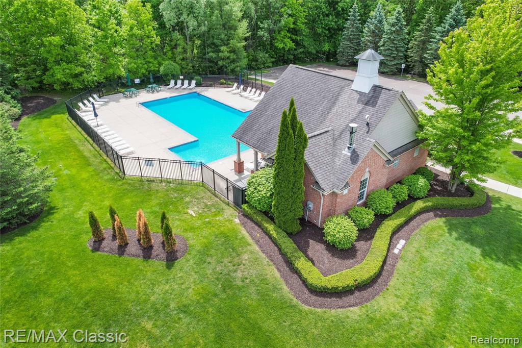 6323 Moonstone Dr, Grand Blanc, MI 48439 — Photo 52