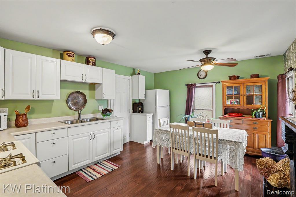 216 S Main Street, Yale, MI 48097 — Photo 21