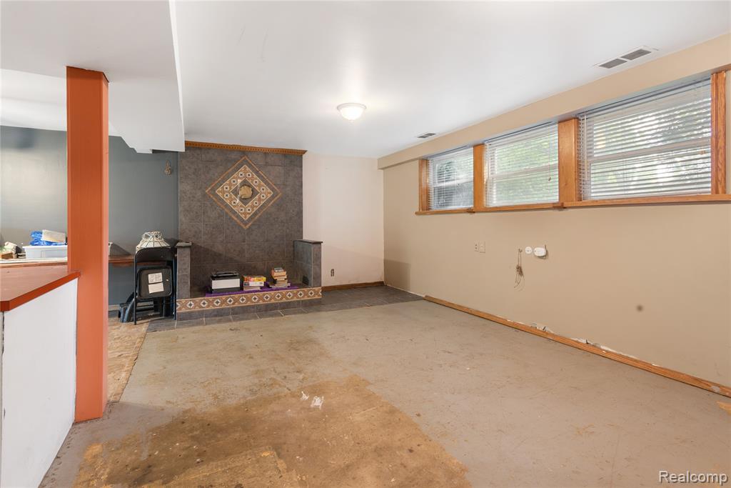 742 Westchester Drive, Caro, MI 48723 — Photo 15