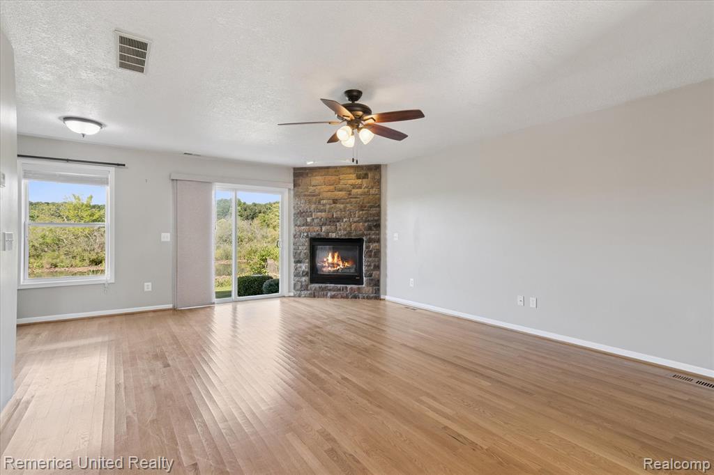 8474 Baudine Road, Pinckney, MI 48169 — Photo 13