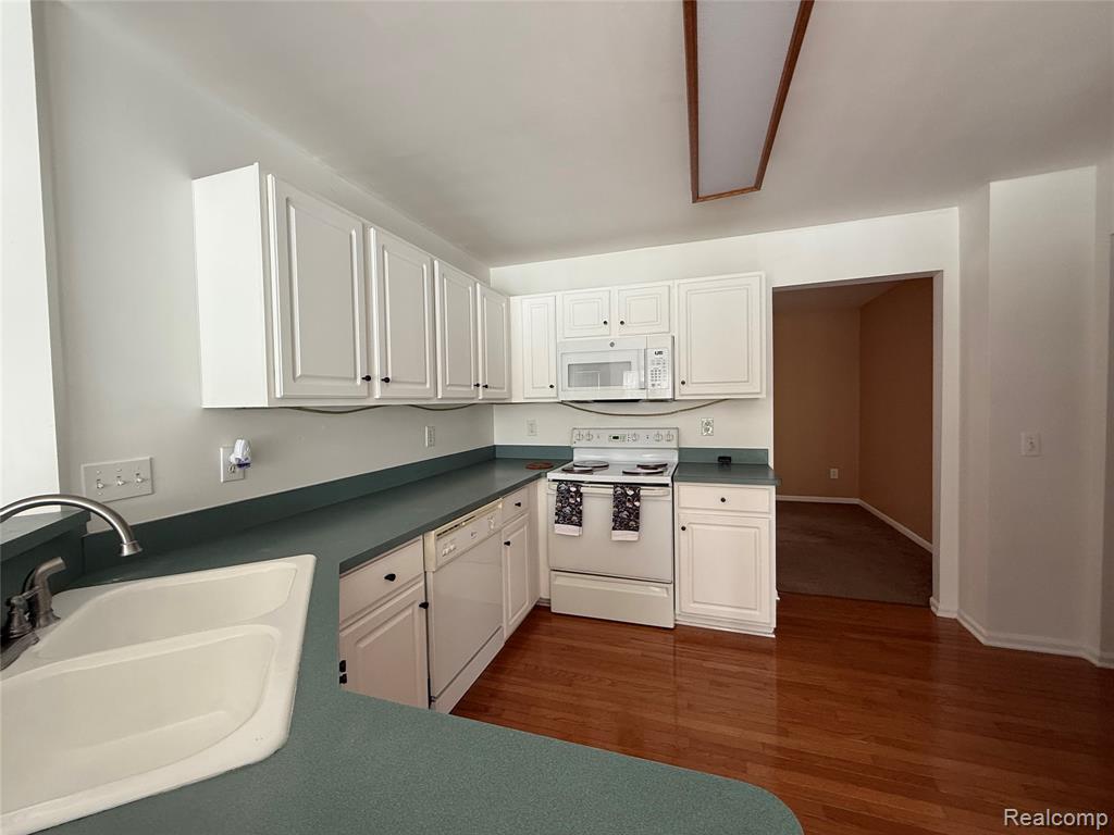 9032 Solitude Lane, Belleville, MI 48111 — Photo 5