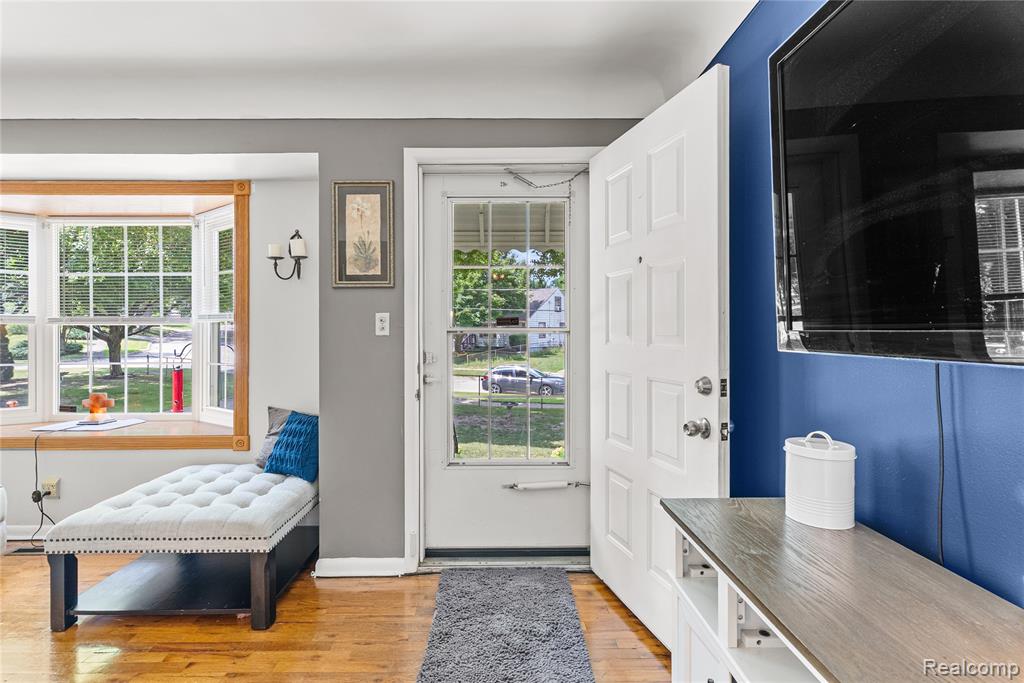 4602 Milton Drive, Flint, MI 48507 — Photo 10
