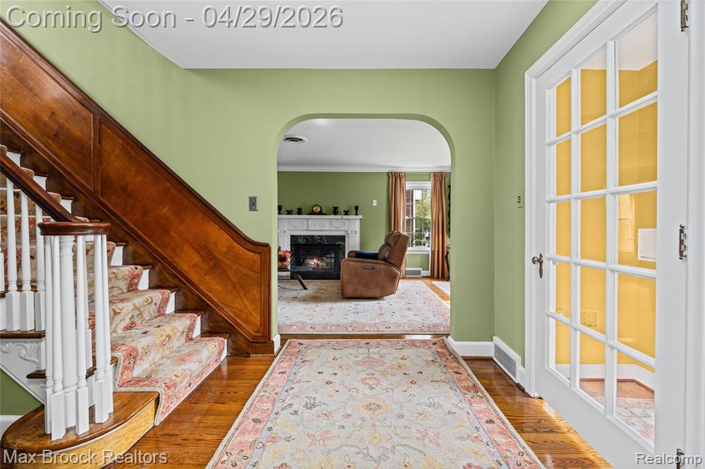 938 LAKEPOINTE STREET, Grosse Pointe Park, MI 48230 — Photo 8