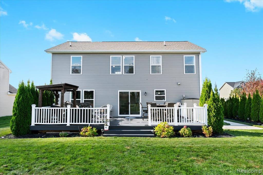 3537 Amber Oaks Drive, Howell, MI 48855 — Photo 3
