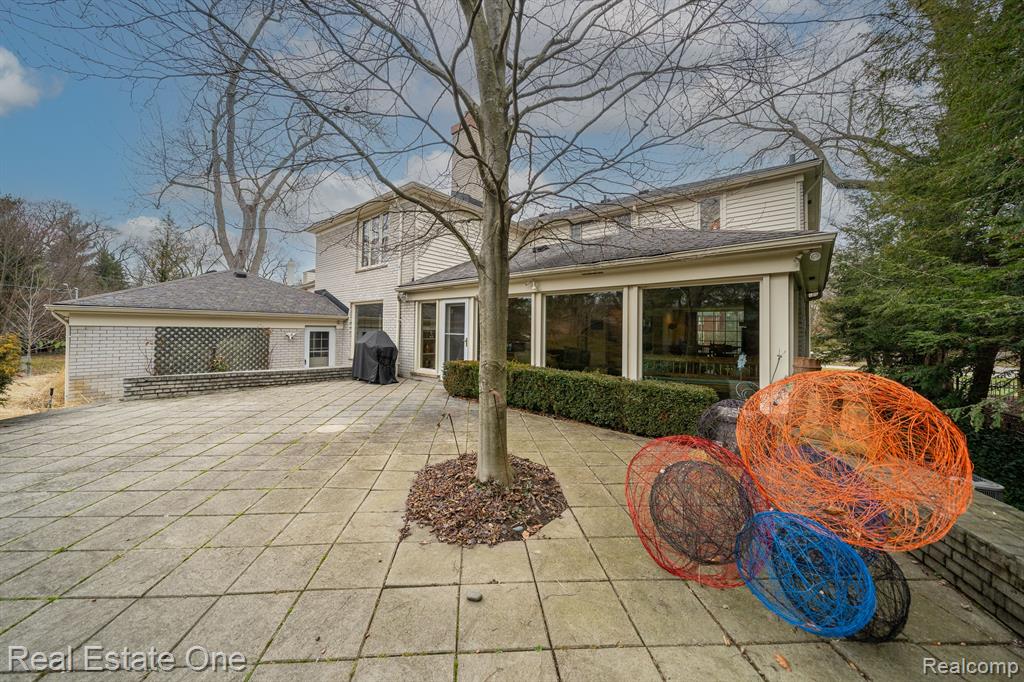 8519 HENDRIE Boulevard, Huntington Woods, MI — Photo 60