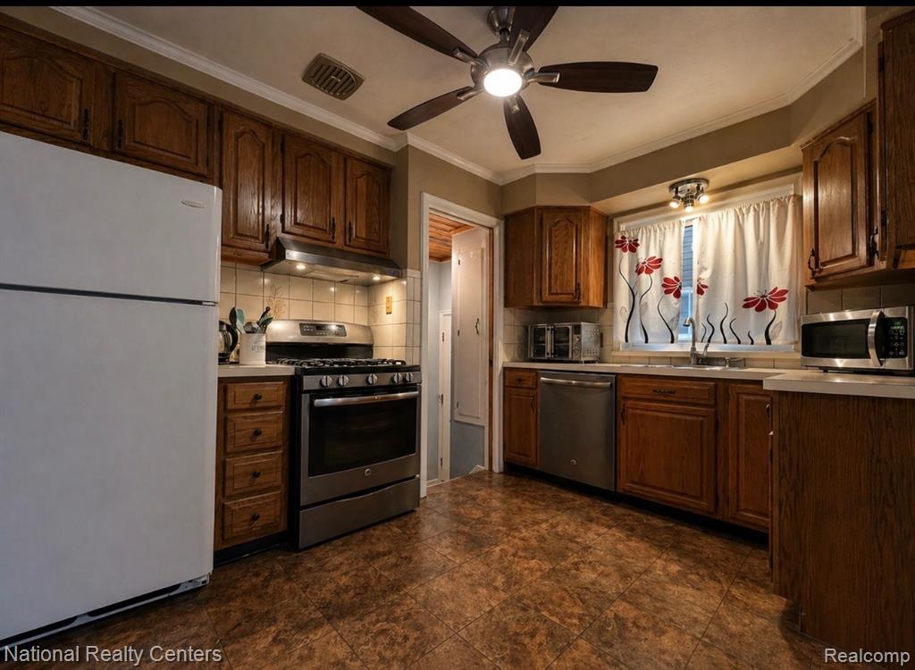 7159 Luana Avenue, Allen Park, MI 48101 — Photo 5