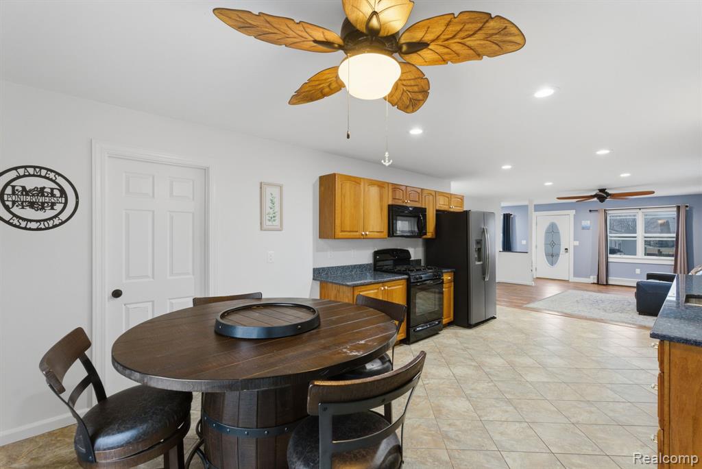 7886 Inglewood Drive, Algonac, MI 48001 — Photo 8