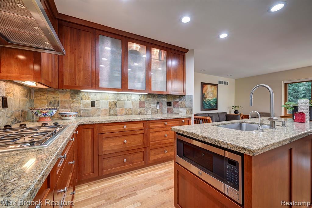 6324 ROSE Boulevard, West Bloomfield, MI — Photo 13