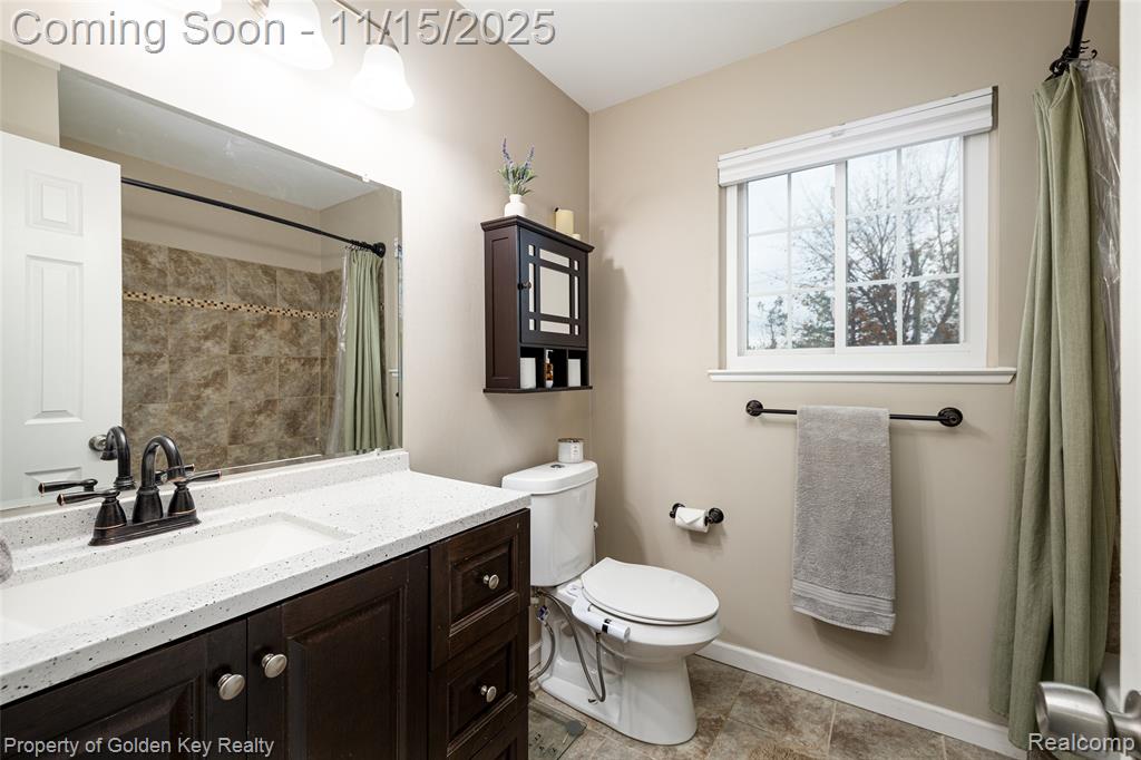 363 Hampton Court, South Lyon, MI 48178 — Photo 13