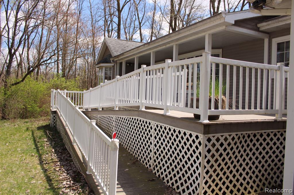 9307 MCAFEE Road, Montrose, MI 48457 — Photo 4