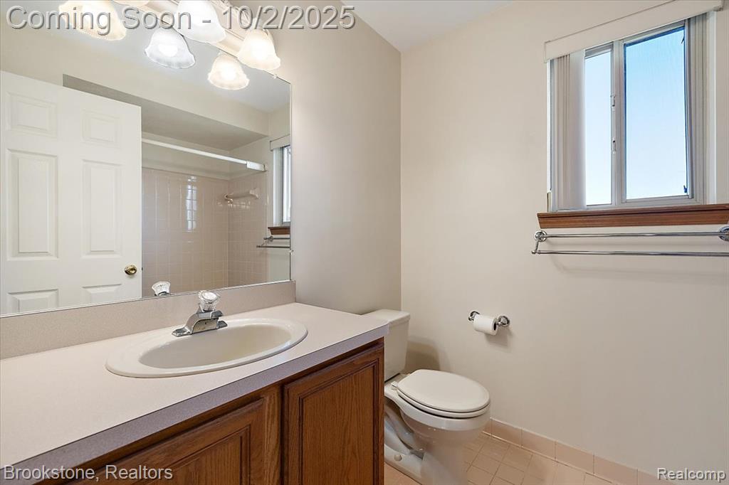 46063 Pat Street, Chesterfield, MI — Photo 32