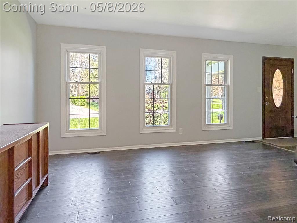 5028 Aintree Road, Rochester, MI 48306 — Photo 15