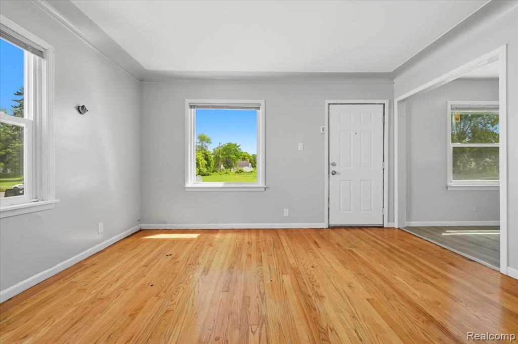 16069 Fairmount Drive, Detroit, MI 48205 — Photo 6