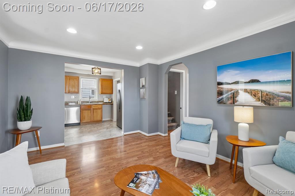 56 Charlevoix Street, Clawson, MI — Photo 2